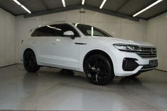 2023 VOLKSWAGEN TOUAREG 3.0 TDI V6 R-Line SUV 5dr Diesel Tiptronic 4Motion Euro 6 (s/s) (286 ps) &pound;37995.00