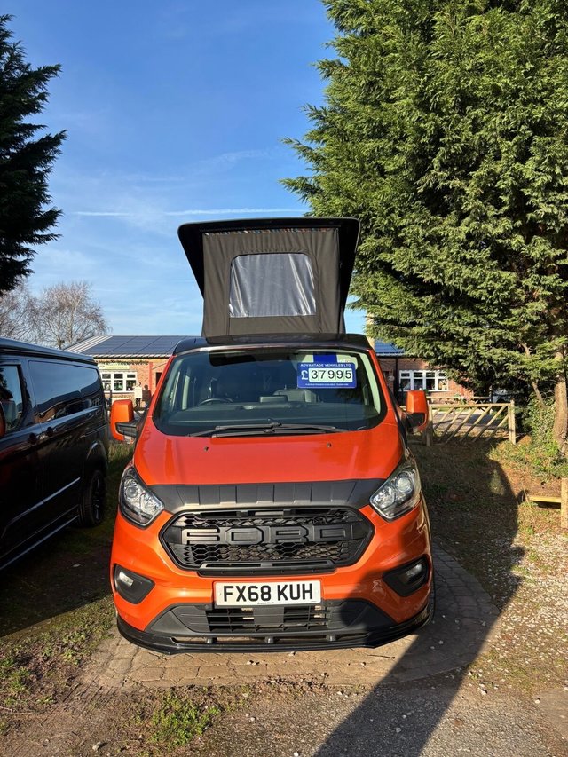 View our FORD TRANSIT CUSTOM