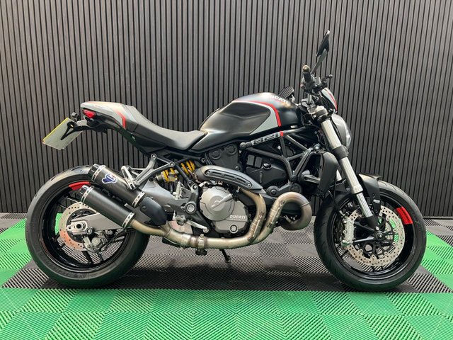 View our DUCATI Monster 821