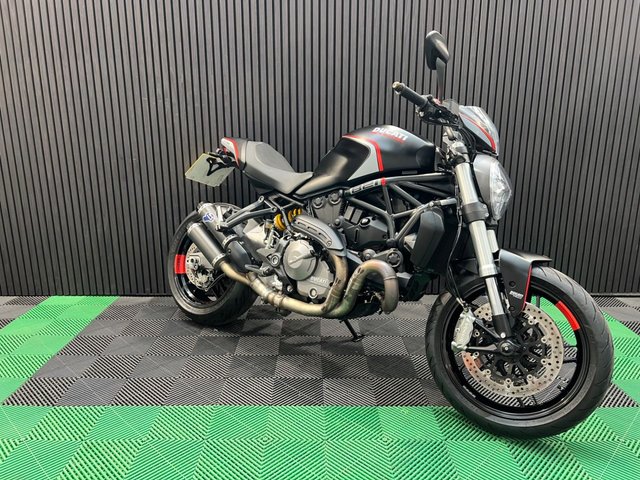 View our DUCATI Monster 821
