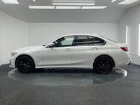 USED 2021 21 BMW 3 SERIES 2.0 330e 12kWh M Sport Saloon 4dr Petrol Plug-in Hybrid Auto xDrive Euro 6 (s/s) (292 ps) FULL MAIN DEALER HISTORY + SAT NAV