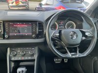 USED 2020 70 SKODA KAROQ 2.0 TDI SportLine SUV 5dr Diesel DSG 4WD Euro 6 (s/s) (150 ps) Pan roof DAB Camera Nav