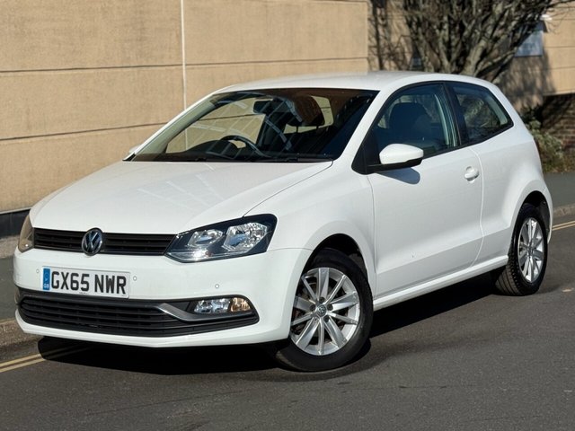 2015 VOLKSWAGEN POLO