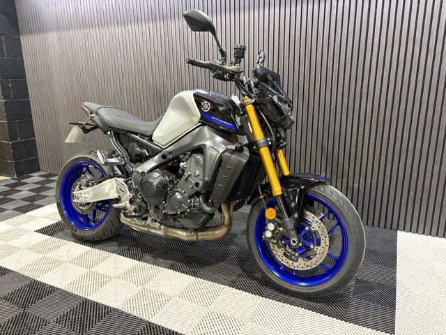 View our YAMAHA MT-09
