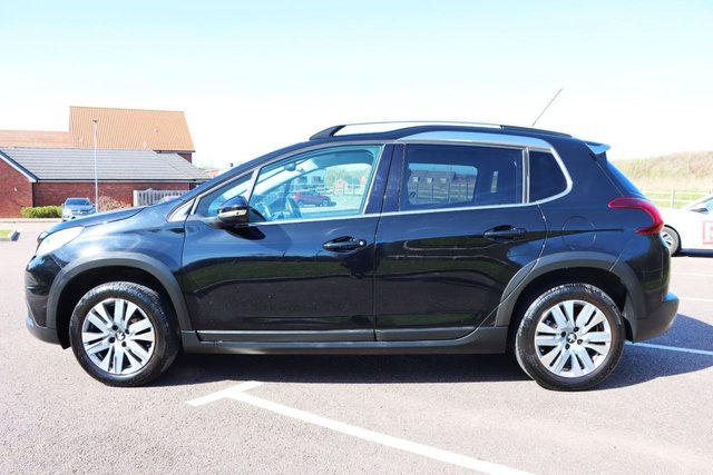 2017 PEUGEOT 2008 - Photo 7