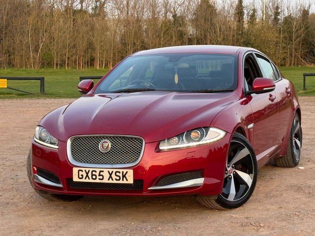 2015 JAGUAR XF - Photo 3