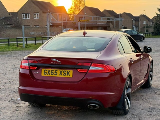 2015 JAGUAR XF - Photo 10