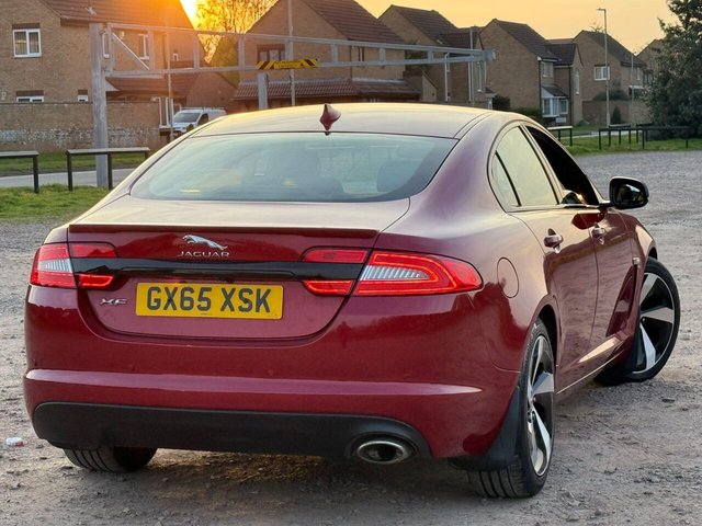 2015 JAGUAR XF - Photo 11