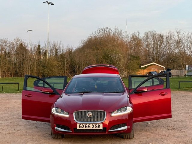 2015 JAGUAR XF - Photo 6