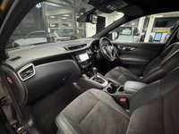USED 2017 17 NISSAN QASHQAI 1.6 dCi N-Vision SUV 5dr Diesel XTRON 2WD Euro 6 (s/s) (130 ps) FSH/LOW MILEAGE/STUNNING CAR