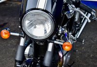 USED 2009 TRIUMPH Thruxton 900 865 Roadster/Retro (69 ps) A cool, low mileage collectable Caf&eacute; Racer here, a great colour scheme on what are becoming a rare sight these days.