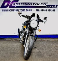 USED 2012 TRIUMPH Thruxton 900 865 Roadster/Retro (69 ps) A very low mileage example with just 3967 miles, super collecatble and rare to see now.