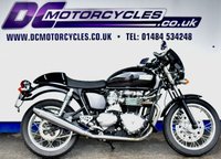 USED 2012 TRIUMPH Thruxton 900 865 Roadster/Retro (69 ps) A very low mileage example with just 3967 miles, super collecatble and rare to see now.