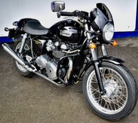 USED 2012 TRIUMPH Thruxton 900 865 Roadster/Retro (69 ps) A very low mileage example with just 3967 miles, super collecatble and rare to see now.