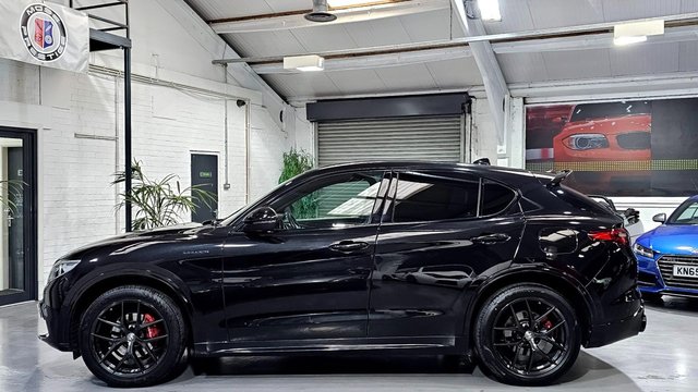 2020 Alfa Romeo STELVIO - Photo 5