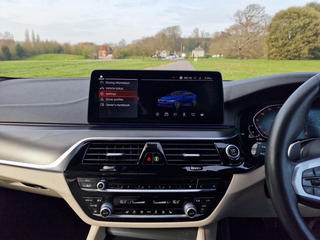USED 2020 70 BMW 5 SERIES 2.0 520d MHT M Sport Saloon 4dr Diesel Hybrid Steptronic xDrive Euro 6 (s/s) (190 ps) FINANCE AVAILABLE