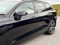 USED 2021 VOLVO V60 2.0h T6 Recharge 11.6kWh R-Design Estate 5dr Petrol Plug-in Hybrid Auto AWD Euro 6 (s/s) (340 ps) 