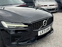 USED 2021 VOLVO V60 2.0h T6 Recharge 11.6kWh R-Design Estate 5dr Petrol Plug-in Hybrid Auto AWD Euro 6 (s/s) (340 ps) 