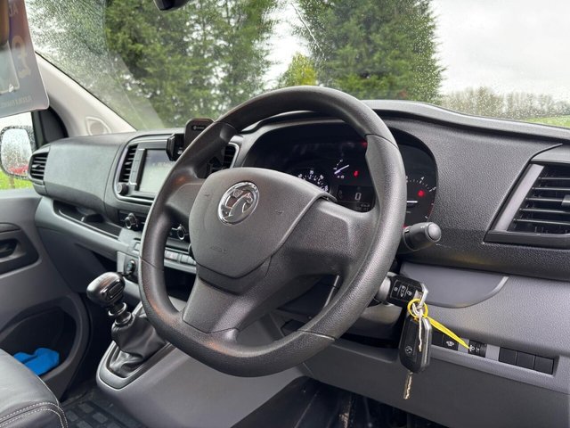 View our VAUXHALL VIVARO