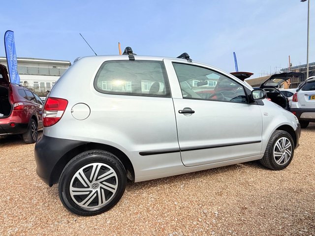 2010 60 VOLKSWAGEN FOX 1.2 6V Hatchback 3dr Petrol Manual Euro 4 (55 ps) - Photo 6