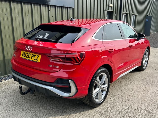 2020 AUDI Q3 - Photo 3