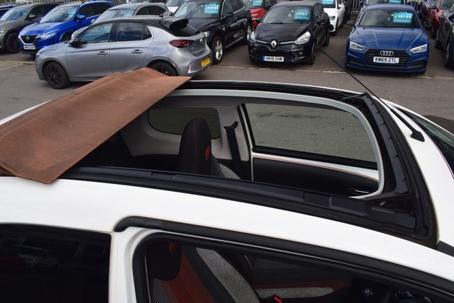 2018 PEUGEOT 108 - Photo 4