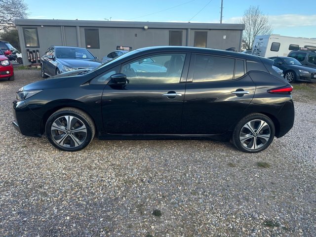 2021 NISSAN LEAF - Photo 12