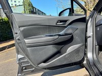 USED 2020 70 TOYOTA C-HR 1.8 VVT-h Design SUV 5dr Petrol Hybrid CVT Euro 6 (s/s) (122 ps) 2 KEYS, 1 owner!!