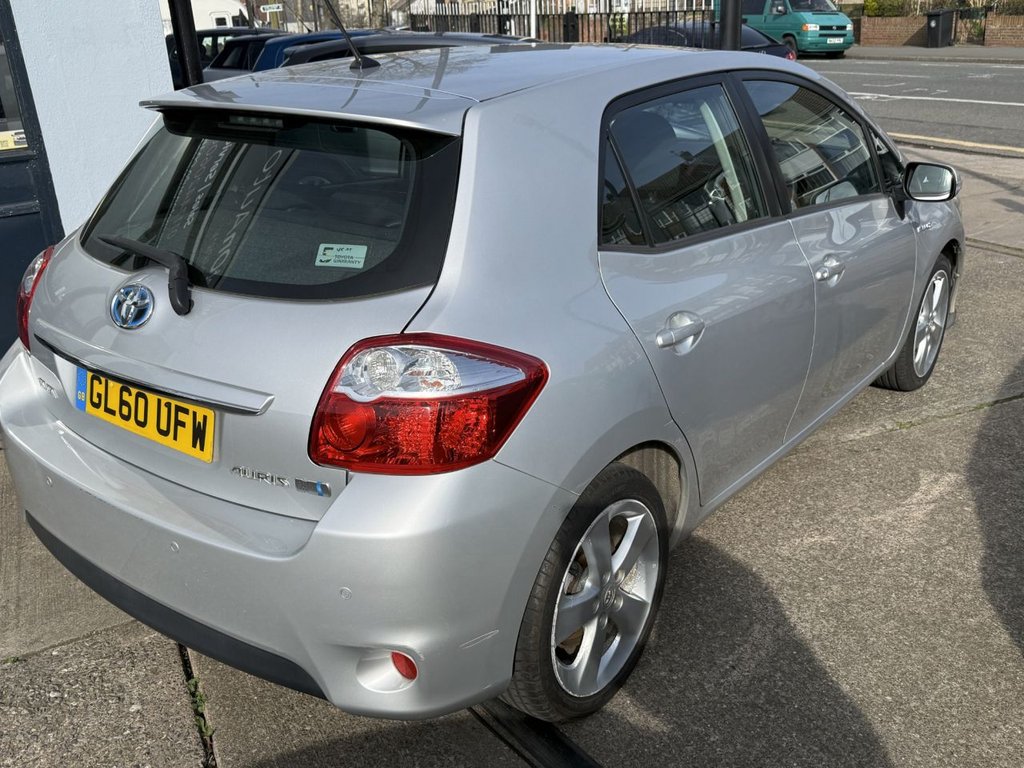 USED 2011 60 TOYOTA AURIS 1.8 VVT-h T4 Hatchback 5dr Petrol Hybrid CVT Euro 5 (s/s) (136 ps) AUTO+HYBRID+SENSORS+HISTORY