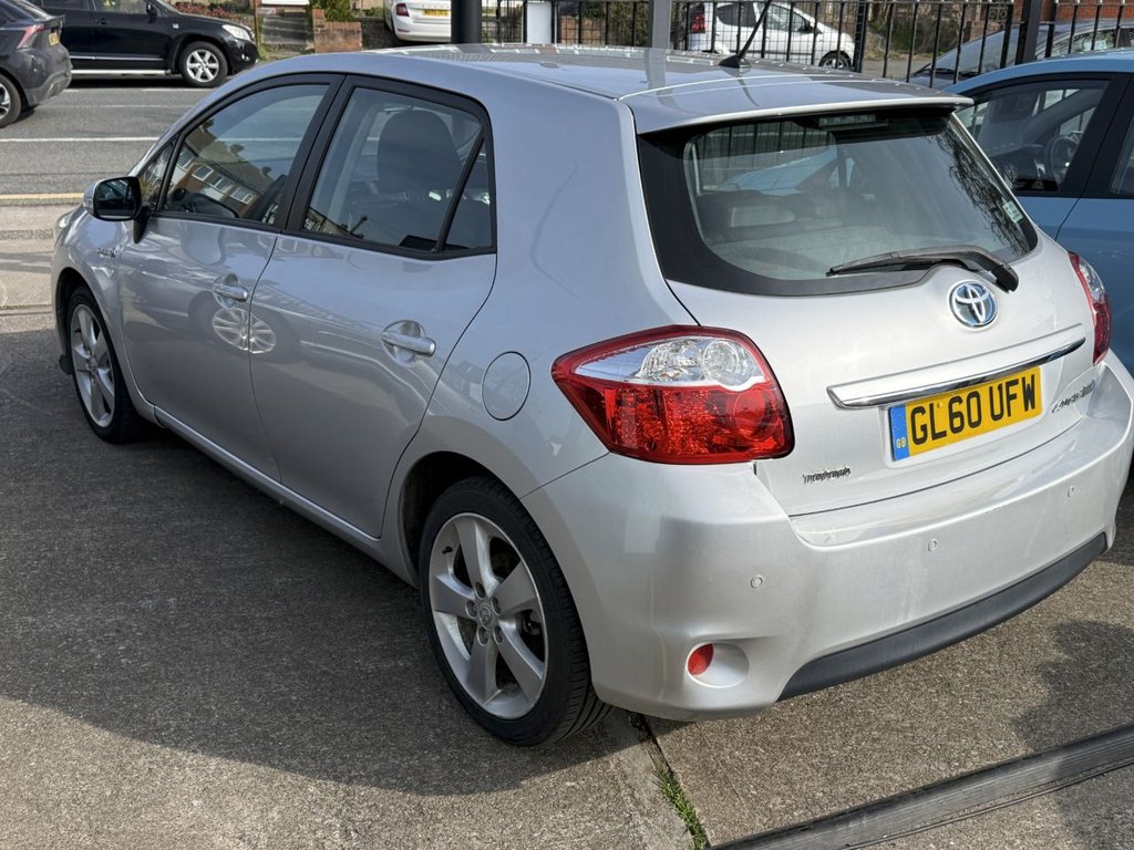 USED 2011 60 TOYOTA AURIS 1.8 VVT-h T4 Hatchback 5dr Petrol Hybrid CVT Euro 5 (s/s) (136 ps) AUTO+HYBRID+SENSORS+HISTORY