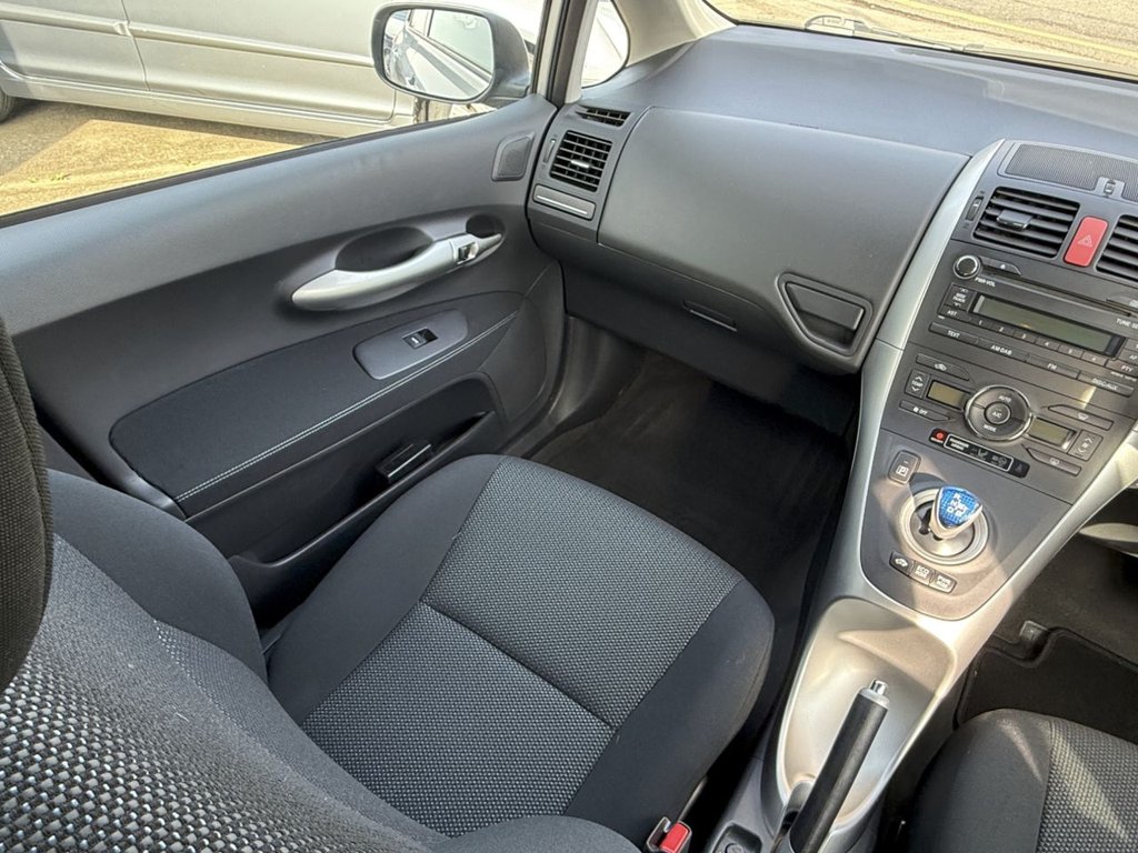 USED 2011 60 TOYOTA AURIS 1.8 VVT-h T4 Hatchback 5dr Petrol Hybrid CVT Euro 5 (s/s) (136 ps) AUTO+HYBRID+SENSORS+HISTORY