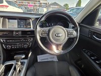 USED 2017 17 KIA OPTIMA 2.0h GDi 9.8kWh Saloon 4dr Petrol Plug-in Hybrid Auto Euro 6 (202 bhp) Saloon