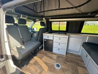 USED 2017 17 VOLKSWAGEN TRANSPORTER 4 BERTH LUXURY CAMPERVAN LONG WHEEL BASE 150 BHP  LONG WHEEL BASE WITH RIB BED