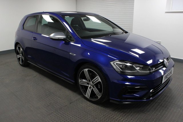 View our VOLKSWAGEN GOLF