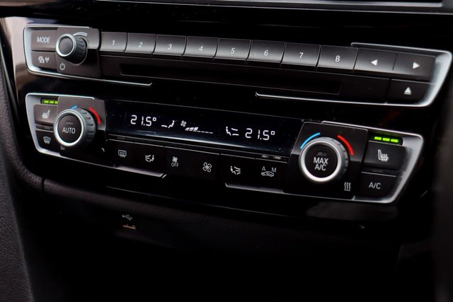 2018 BMW 3 SERIES - Photo 8