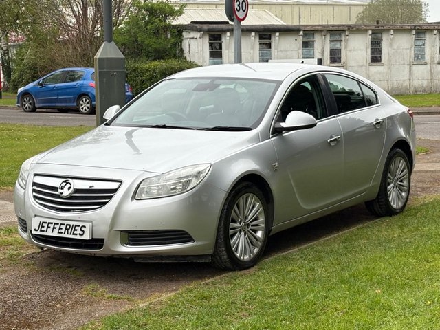 View our VAUXHALL INSIGNIA