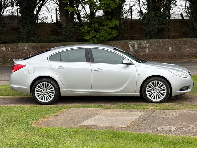 View our VAUXHALL INSIGNIA