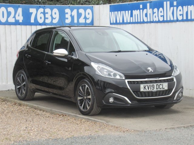 View our PEUGEOT 208