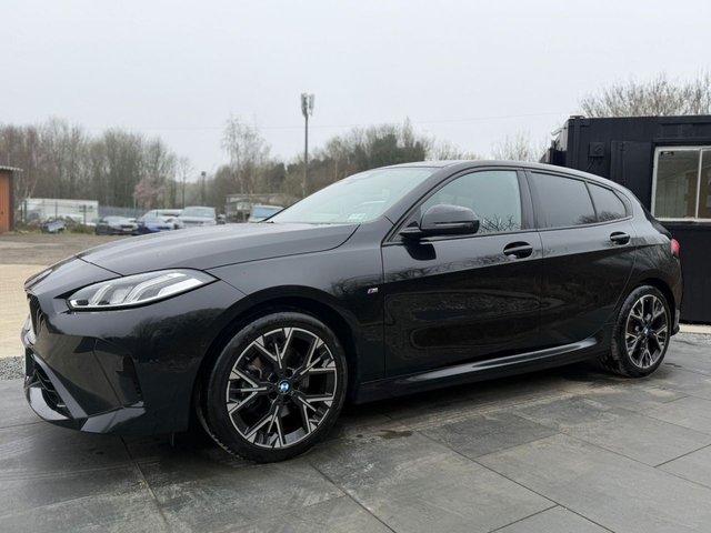 2025 BMW 1 SERIES - Photo 8