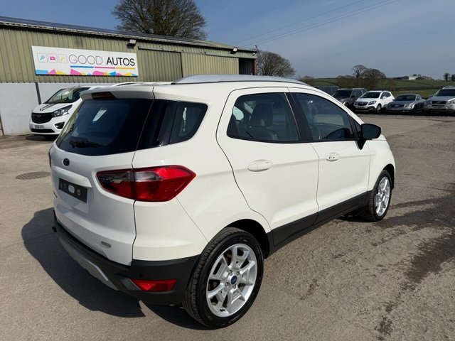 2017 FORD ECOSPORT - Photo 4