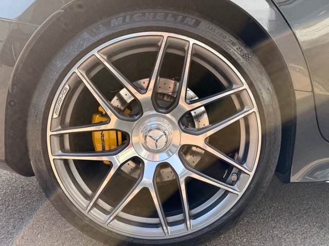 2019 Mercedes-Benz AMG GT - Photo 3