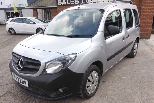 2017 Mercedes-Benz CITAN - Photo 4