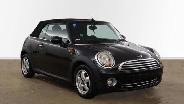2009 COOPER AUTO EURO 4 2DR 2009 37,060 BLACK FAST CHARGE TBC MINS RANGE... photo