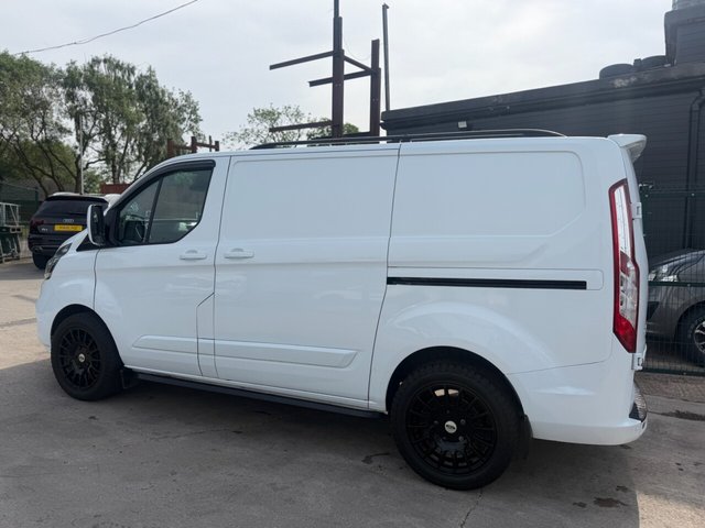 View our FORD TRANSIT CUSTOM
