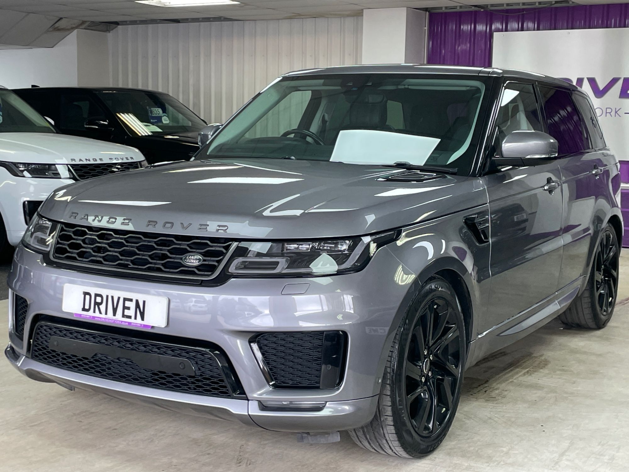 USED 2020 70 LAND ROVER RANGE ROVER SPORT 3.0 SD V6 HSE Dynamic SUV 5dr Diesel Auto 4WD Euro 6 (s/s) (306 ps) 