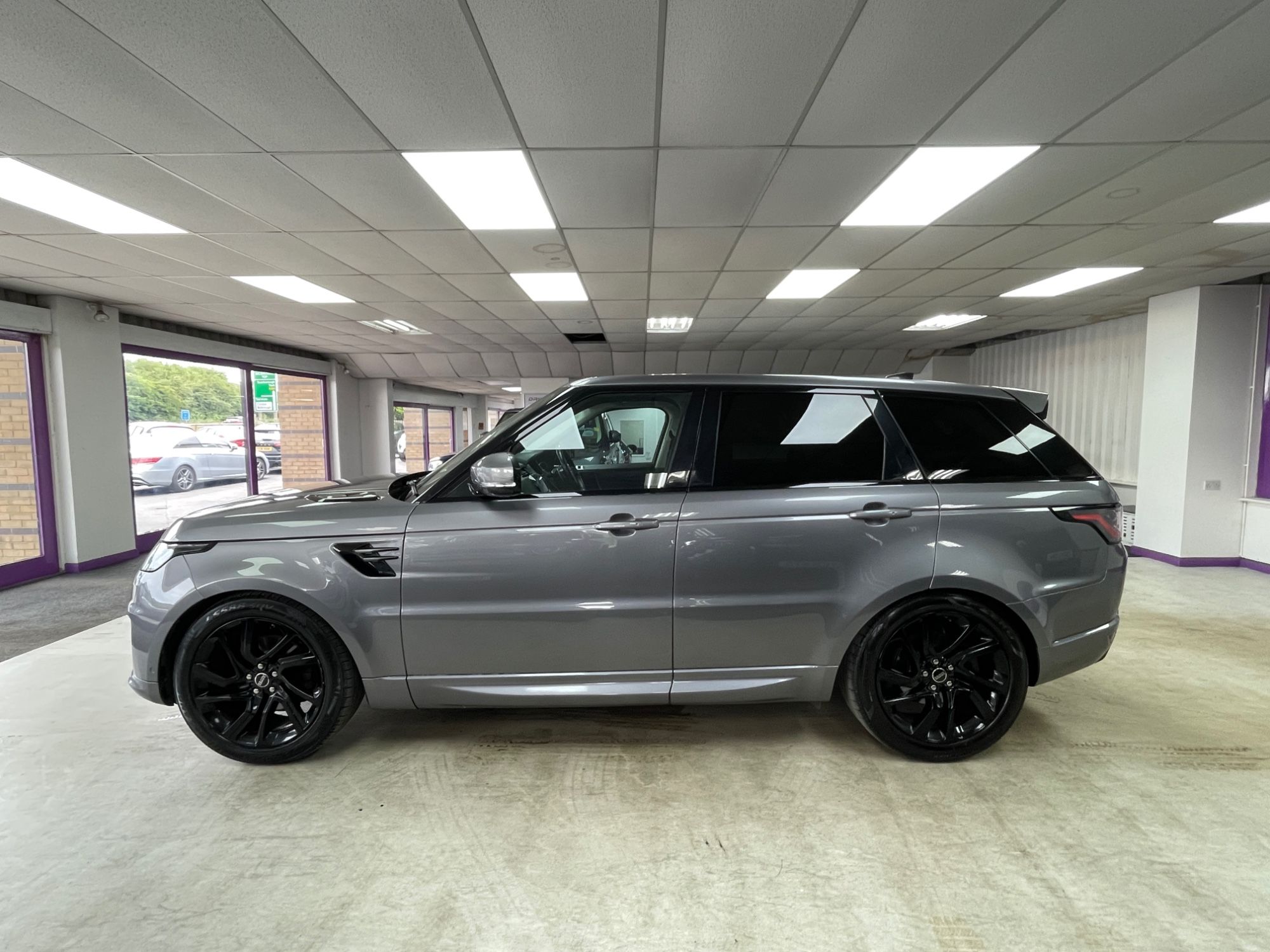 USED 2020 70 LAND ROVER RANGE ROVER SPORT 3.0 SD V6 HSE Dynamic SUV 5dr Diesel Auto 4WD Euro 6 (s/s) (306 ps) 