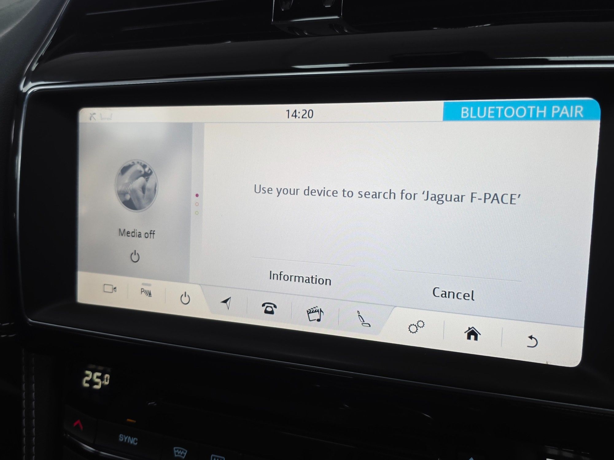 USED 2020 20 JAGUAR F-PACE 2.0 D180 Chequered Flag SUV 5dr Diesel Auto AWD Euro 6 (s/s) (180 ps) 