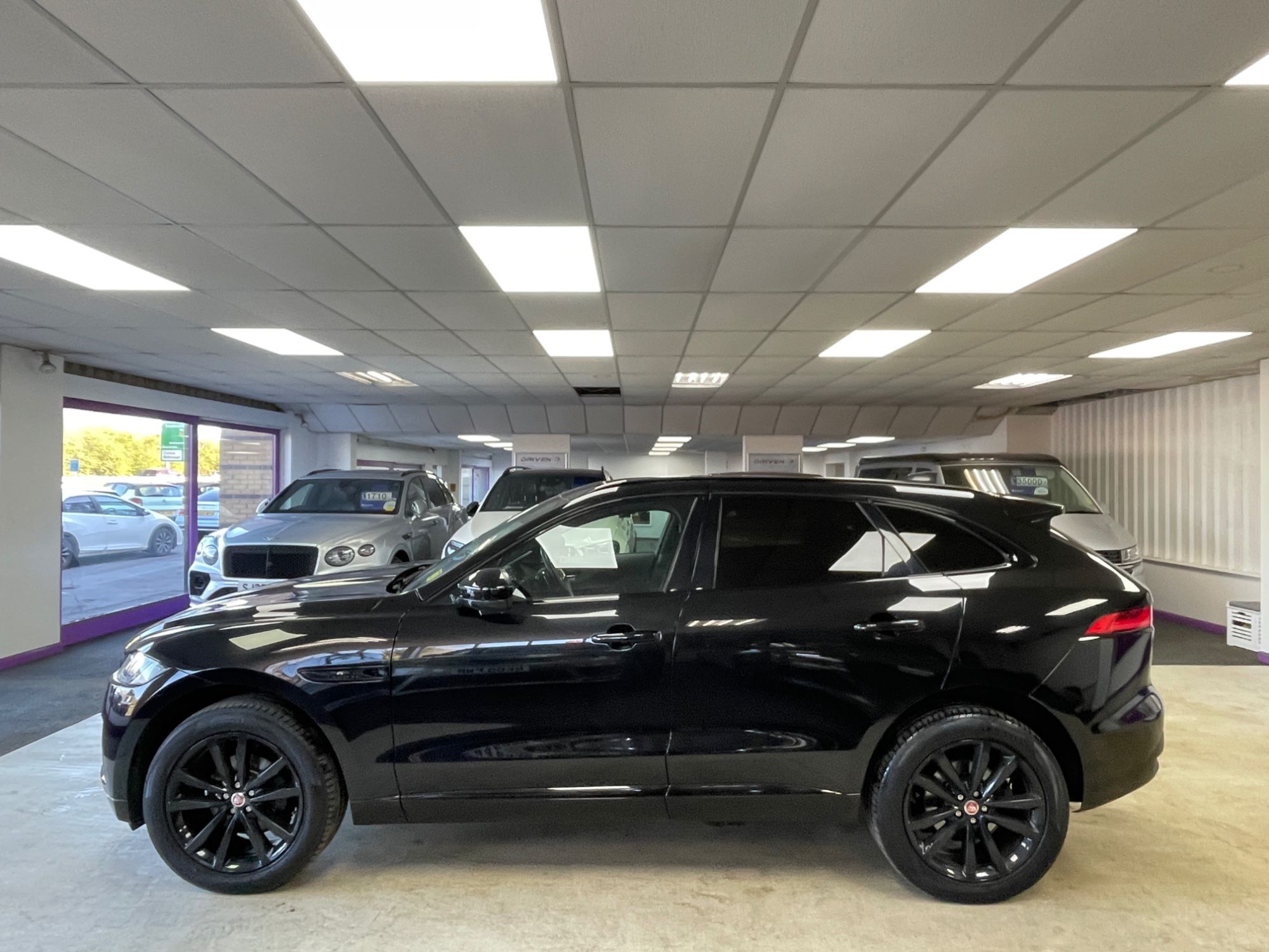 USED 2020 20 JAGUAR F-PACE 2.0 D180 Chequered Flag SUV 5dr Diesel Auto AWD Euro 6 (s/s) (180 ps) 