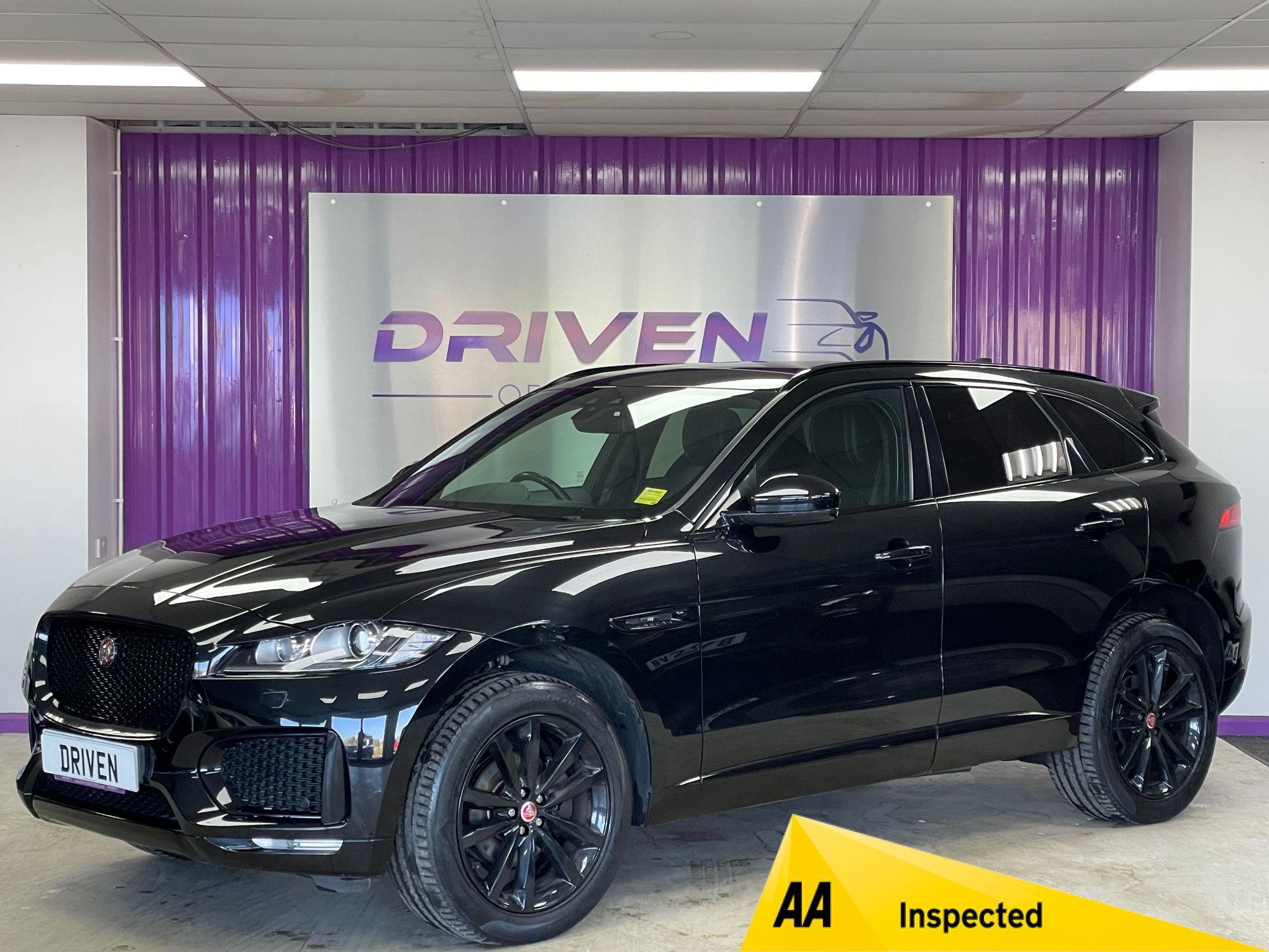 USED 2020 20 JAGUAR F-PACE 2.0 D180 Chequered Flag SUV 5dr Diesel Auto AWD Euro 6 (s/s) (180 ps) 
