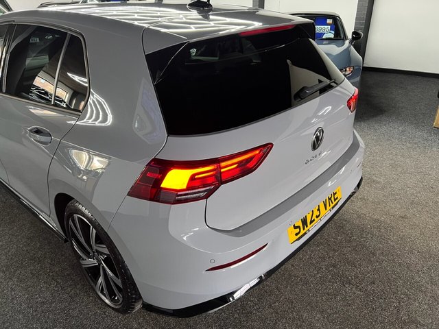 2023 VOLKSWAGEN GOLF - Photo 8